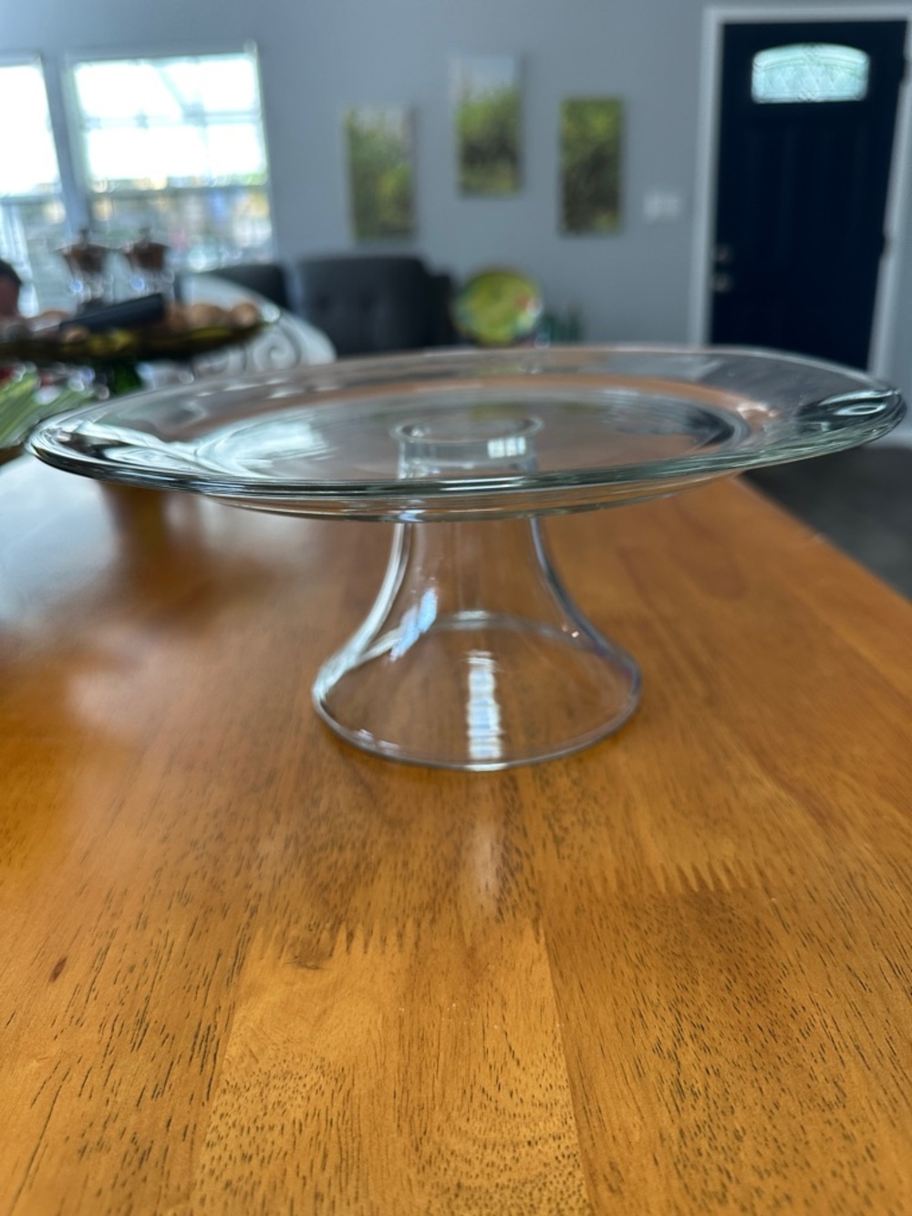 Crystal Clear Vintage Clear glass 10 1/2” cake plate with wide hollow base.